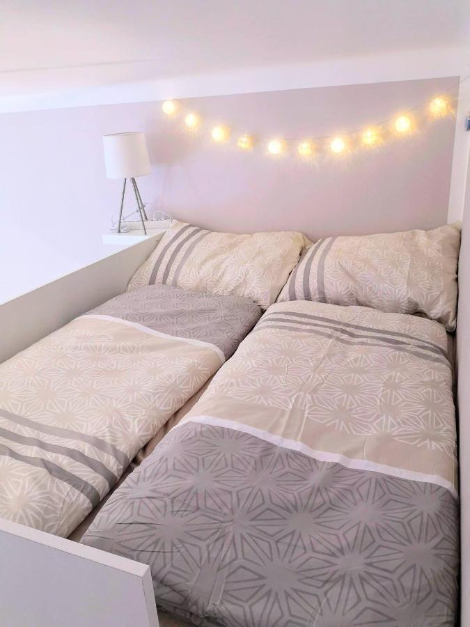 דירות Cozy Modern Nest In The Heart Of Vienna With Netflix מראה חיצוני תמונה
