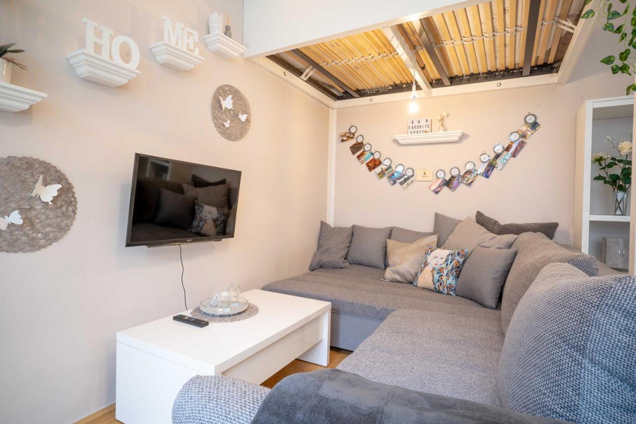 דירות Cozy Modern Nest In The Heart Of Vienna With Netflix מראה חיצוני תמונה